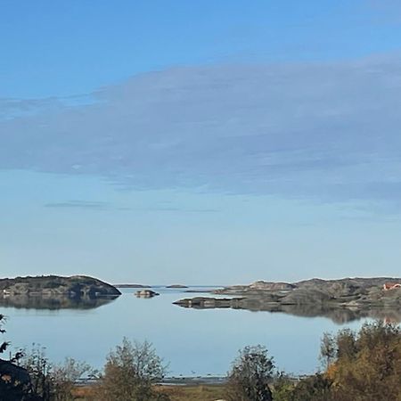 Stuga I Naturskoent Omrade Pa Vaestra Tjoern Saby 外观 照片